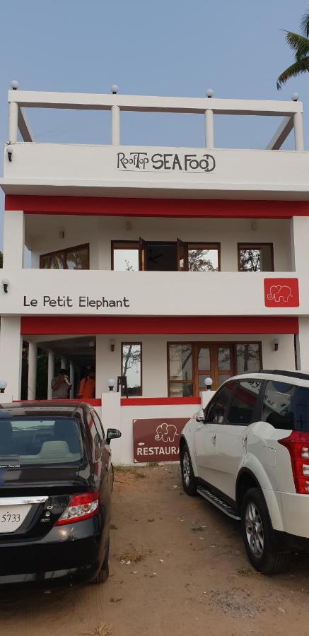 Petit Elephant Cherai Beach Luaran gambar